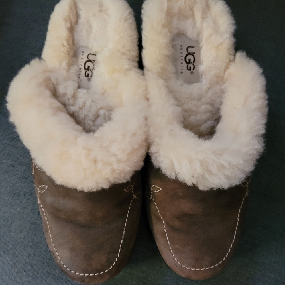 Ugg Clogs - image 3